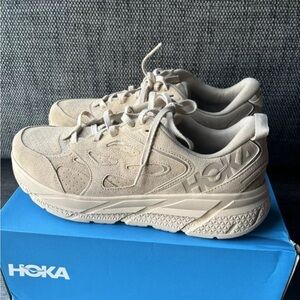 Hoka Clifton L suede size 11.5 NEW